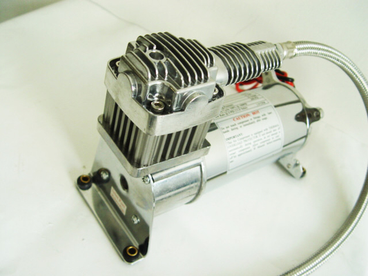เครื่องอัดถุงลมนิรภัยแบบพกพาสำหรับงานหนักทนทาน 150 PSI 12 โวลต์พร้อมถังอากาศ