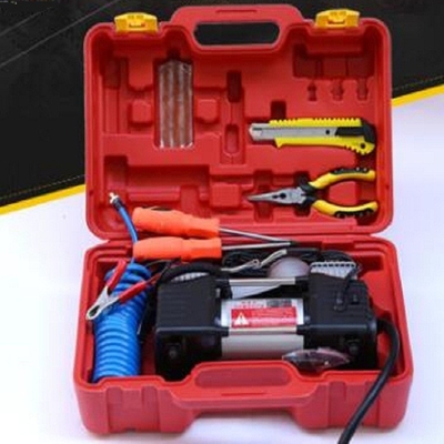 เครื่องอัดอากาศรถยนต์สีเงินเครื่องอัดอากาศแบบไฟฟ้า 12v แบบพกพา Air Shocks สำหรับรถบรรทุก