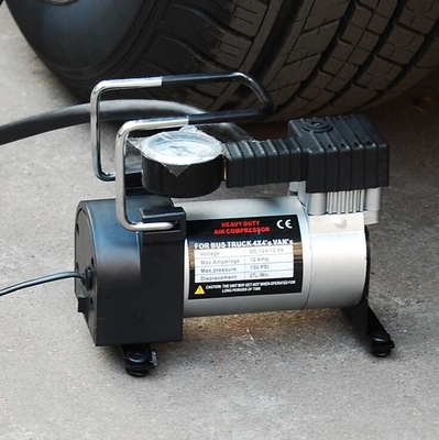 เครื่องอัดอากาศแบบพกพาโลหะ 12v สำหรับรถยนต์สีดำเงินกระบอกเดียว
